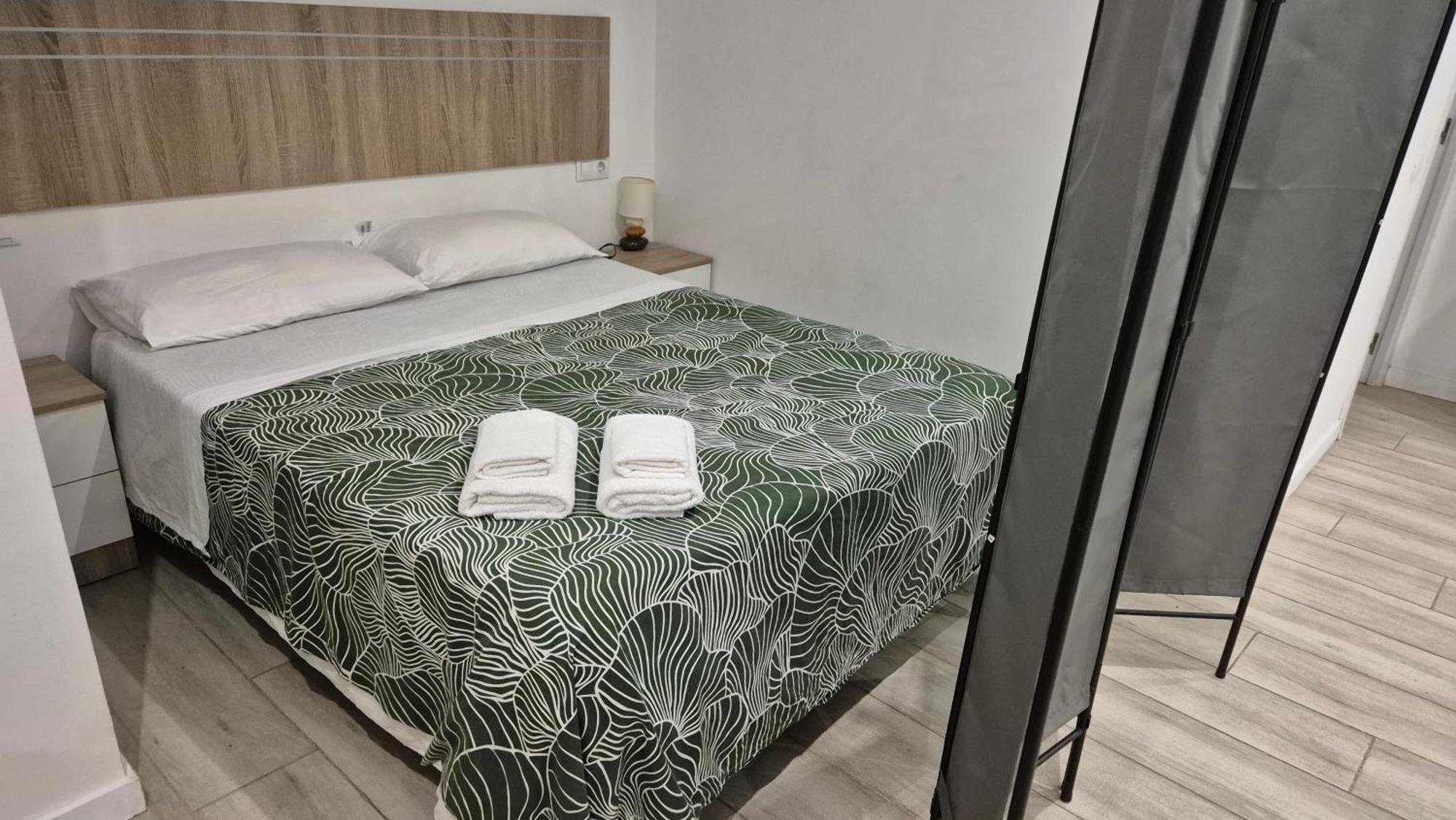 Appartement Malaga Velarde Center 3 Extérieur photo